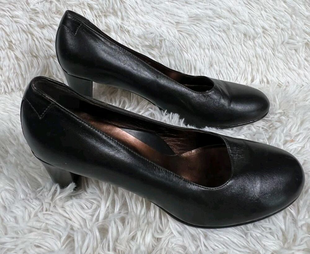 Taryn Rose Leather Block Heel Heels Vero Cuoio Womens Size 39 (8) Black